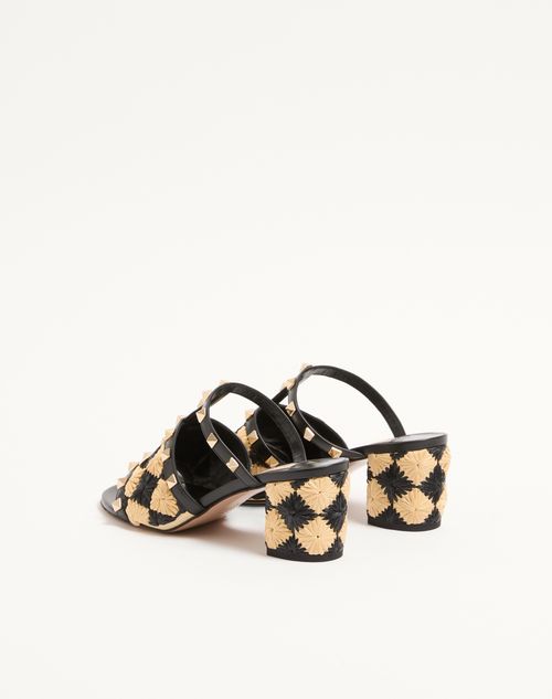 Valentino Garavani - Rockstud Slide Sandal With Raffia Check Embroidery 60mm - Natural/black - Woman - Sandals
