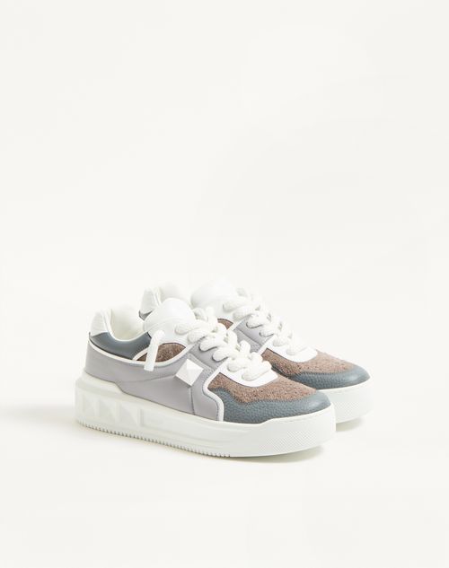 Valentino Garavani - One Stud Xl Low-top Sneaker In Nappa And Crust Leather - White/stone/moon Taupe - Man - Trainers