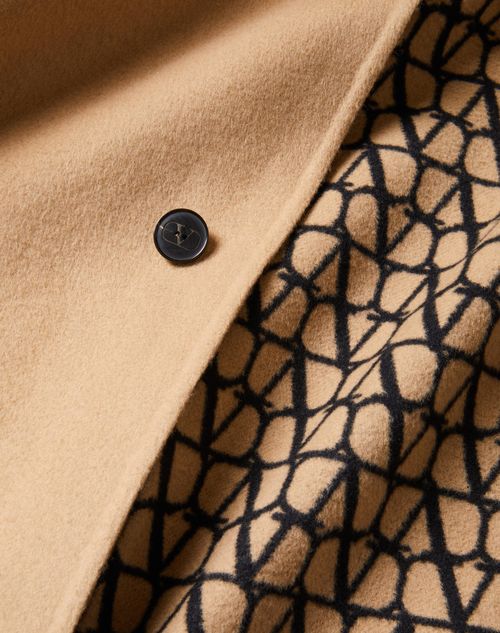 Valentino - Reversible Double-faced Wool Coat With Toile Iconographe Pattern - Camel - Man - Coats And Blazers