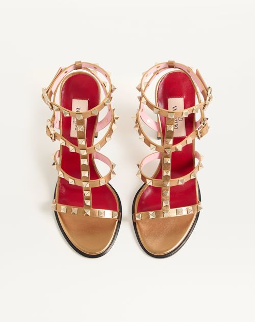 Valentino Garavani - Rockstud Laminated Calfskin Sandal With Straps 90mm - Gold - Woman - Sandals
