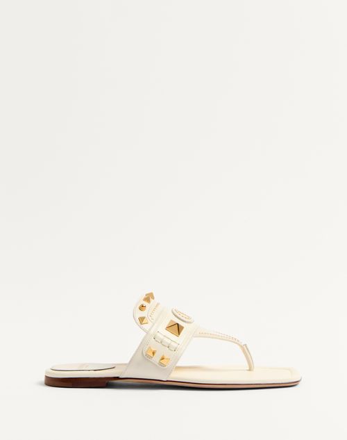 Shop Valentino Garavani Plaster Caster Goatskin Thong Sandal Woman Ivory 42