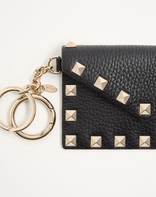 Valentino Garavani - Valentino Garavani Rockstud Charm In Grainy Calfskin - Black - Woman - Wallets And Small Leather Goods