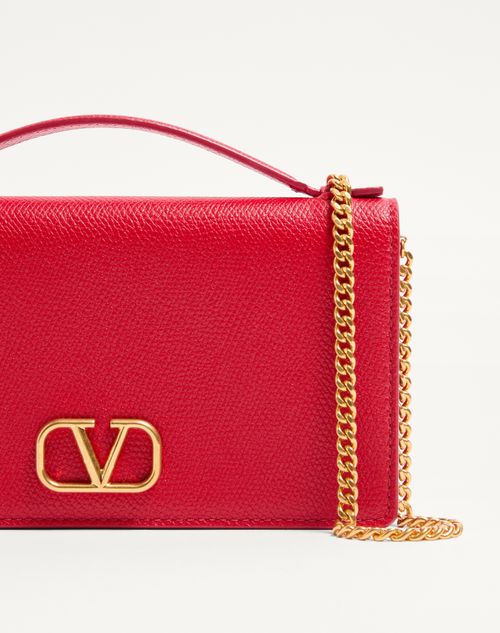 Valentino Garavani - Vlogo Signature Grainy Calfskin Wallet With Chain - Rouge Pur - Woman - Clutches
