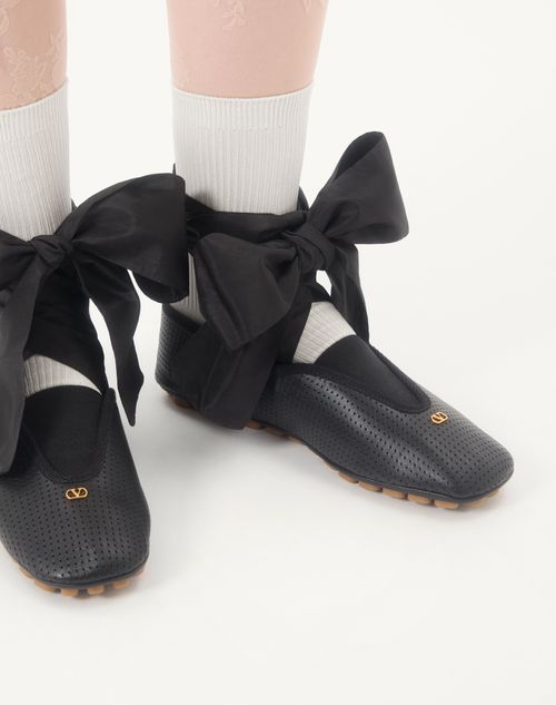 Valentino Garavani - Rythmika Ballerina In Perforated Nappa Leather - Black - Woman - Ballerinas
