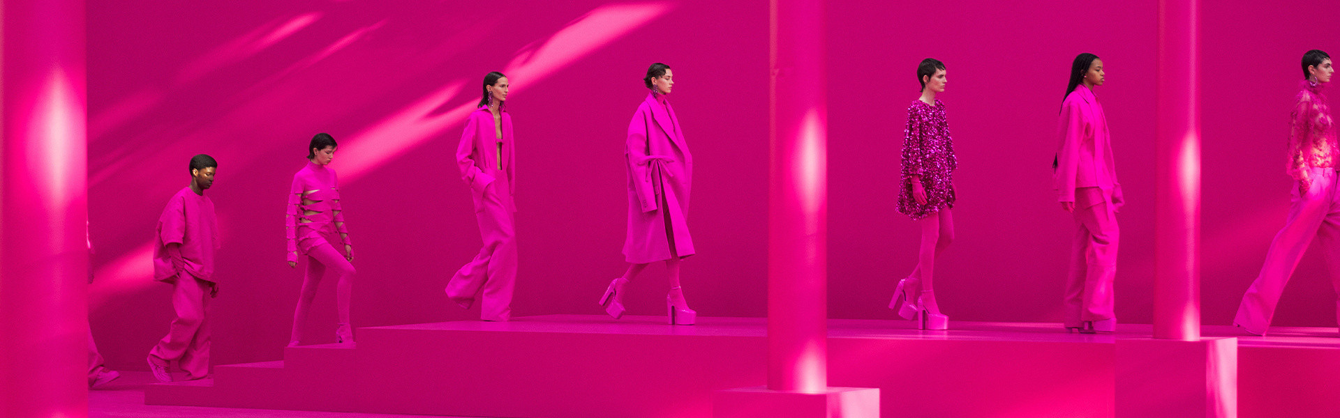 Valentino_Pink_PP_Intro_PP_with_Video_Full_Show_Credits_