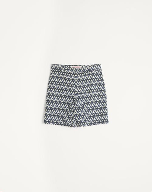 Valentino Bermuda Shorts In Cotton Poplin With All Over Toute La V Print In Navy/cream