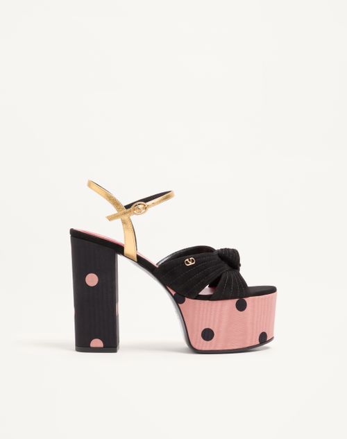 Valentino Garavani - Sandalo Con Plateau Crasher In Tessuto Moiré Con Stampa Plus De Pois 125mm - Nero/rosa - Donna - Sandali