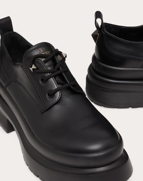 Valentino Garavani - Roman Stud Calfskin Derby - Black - Man - Loafers And Driver