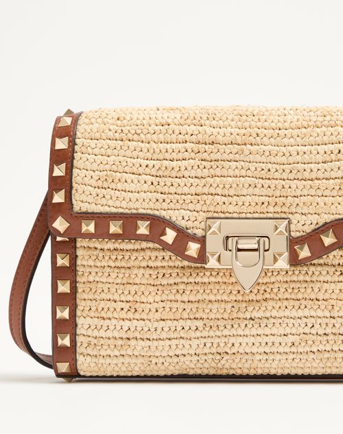 Valentino Garavani - Valentino Garavani Rockstud Small Shoulder Bag In Raffia - Natural/saddle Brown - Woman - Shoulder Bags