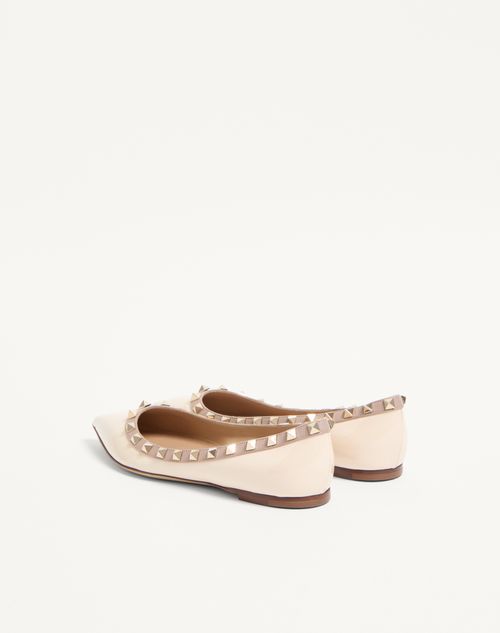 Valentino Garavani - Patent Rockstud Ballet Flat - Ivory/poudre - Woman - Ballerinas