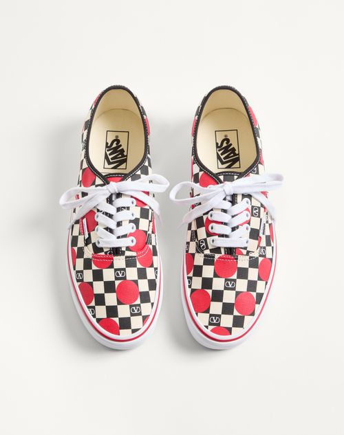 Valentino Garavani - Valentino Garavani And Vans Low-top Trainer In Fabric With Vlogo Checkerboard Print And Polka Dot Detail - Butter/black/rouge Pur - Man - Sneakers