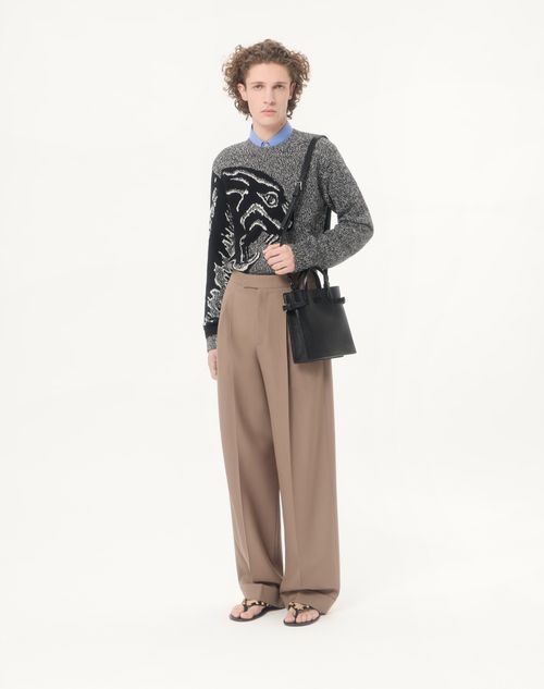 Valentino Garavani - ヴァレンティノ ガラヴァーニ アンティーブ グレインレザー スモール トート - ブラック - メンズ - トート