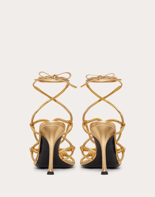 Valentino Garavani - ロックスタッズ ネット ミラーエフェクト シンセティック サンダル 100mm - アンティークブラス - ウィメンズ - サンダル