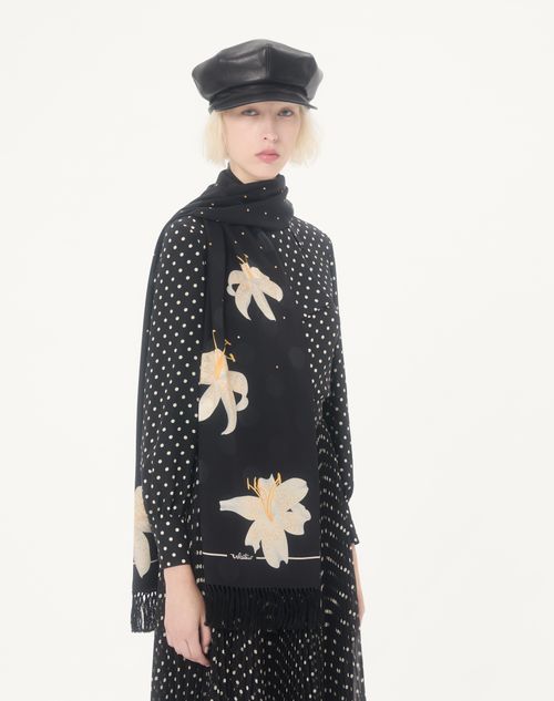 Valentino Garavani - Apres L'hiver Lilium Silk Scarf - Black/butter - Woman - Soft Accessories