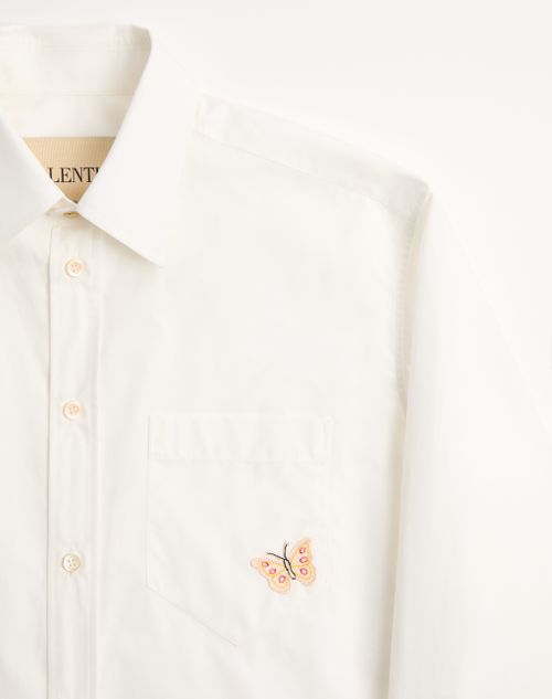 Valentino - Camicia A Maniche Lunghe Valentino In Popeline Di Cotone Con Patch Farfalla Ricamata - Bianco/ Nero - Uomo - Camicie