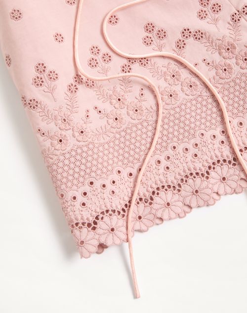 Valentino - Sangallo Shorts With Fleur A Jours Daisy Pattern - Pink - Woman - Trousers And Shorts