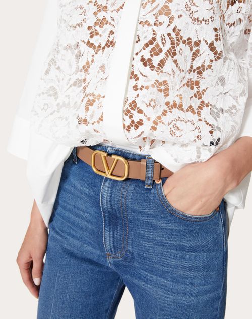 Valentino Garavani - Reversible Vlogo Signature Belt In Glossy Calfskin 30 Mm - Smokey Beige/black - Woman - Belts