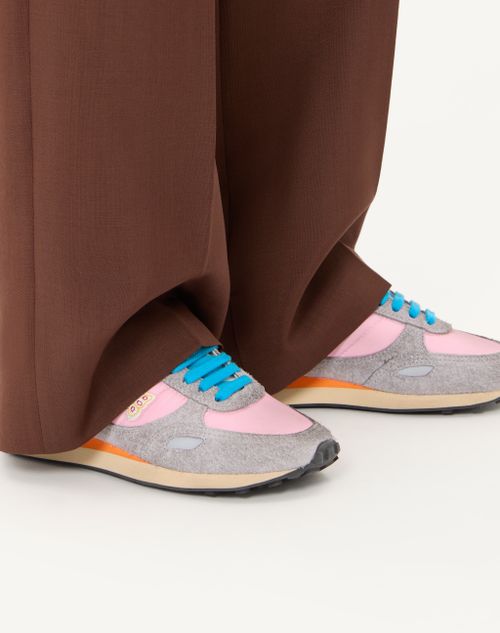 Valentino Garavani - スタッドアップ バタフライエンブロイダリー スプリットレザー X ナイロン スニーカー - ローズ/マルチカラー - ウィメンズ - スニーカー