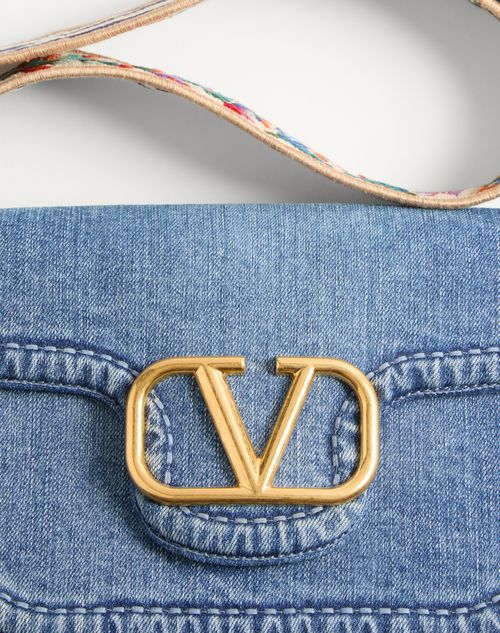 Valentino Garavani - Valentino Garavani Alltime Denim Shoulder Bag With Embroidered Ribbon Strap - Denim/worker - Woman - Shoulder Bags