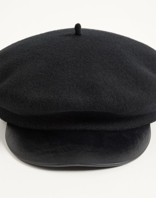 Valentino Garavani - Valentino Garavani Vlogo Signature Wool Beanie With Leather Visor - Black/gold - Woman - Hats And Gloves