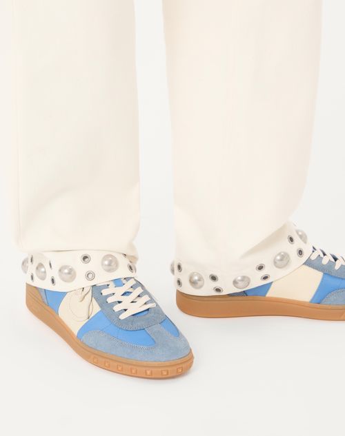 Valentino Garavani - Upvillage Low Top Sneaker In Crust Leather And Nylon - Azure/ivory - Man - Sneakers