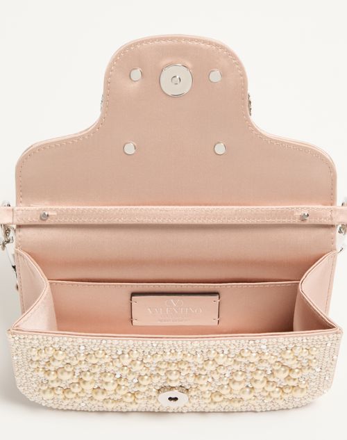 Valentino Garavani - Petit Sac Porté Épaule Valentino Garavani Locò Avec Perles, Strass Et Logo Bijou - Crème - Femme - Sacs Porté Épaule
