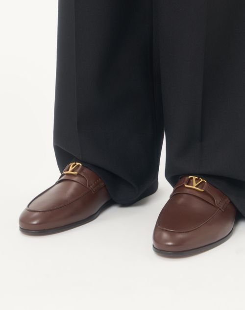 Valentino Garavani - Vlogo Signature Nappa Leather Loafer - Brown - Man - Loafers And Drivers