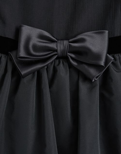 Valentino - Long Dress In Sablé Velvet - Black - Woman - Gowns