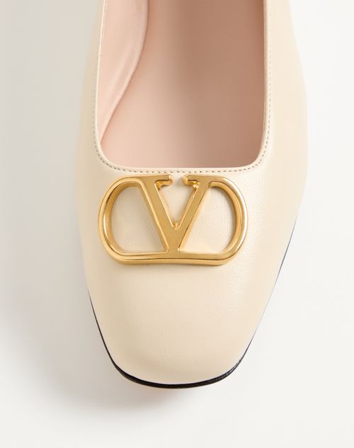 Valentino Garavani - Vlogo Signature Ballerina In Nappa - Butter - Woman - Ballerinas