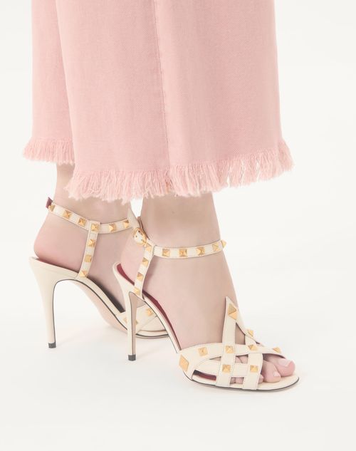 Valentino Garavani - Studdy Kidskin Sandal 100mm - Ivory - Woman - Sandals