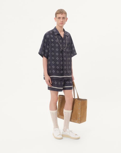 Valentino - Silk Twill Bermuda Shorts With All-over Opticool Print - Blue/butter - Man - Trousers And Shorts