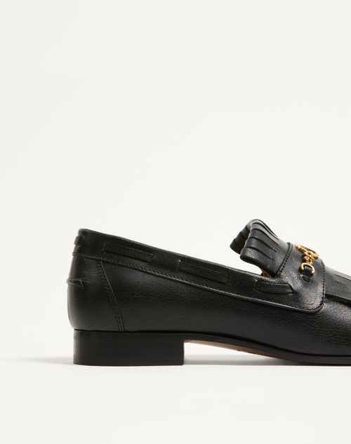 Valentino Garavani - Vlogo Signature Kidskin Loafer With Fringes - Black - Man - Loafers And Driver