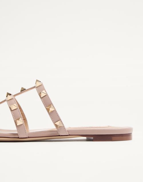 Valentino Garavani - Rockstud Flat Slide Sandal - Poudre - Woman - Shoes