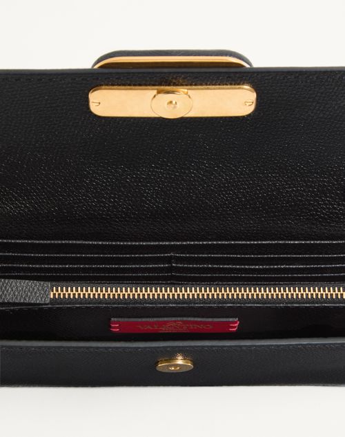 Valentino Garavani - Portafoglio Con Catena Vlogo Signature In Vitello Granato - Nero - Donna - Portafogli E Piccola Pelletteria