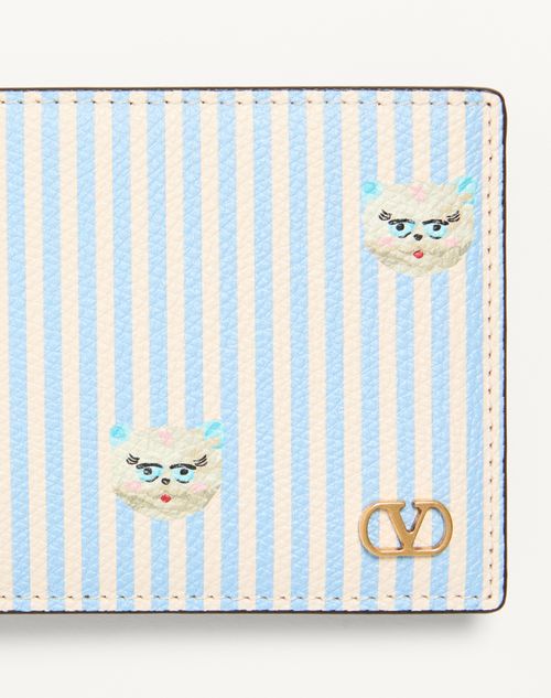 Valentino Garavani - Valentino Garavani Vlogo Signature Wallet In Grainy Calfskin With Le Chat De La Maison Print - Azure/ivory - Man - Wallets And Small Leather Goods