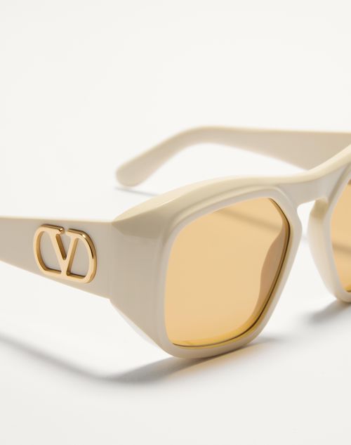 Valentino - Rectangular Acetate Frame - Ivory/amber - Unisex - Eyewear