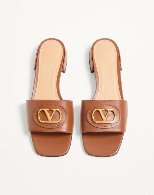 Valentino Garavani - Vlogo Signature Slide Sandal In Calfskin 20mm - Tobacco - Woman - Slides And Thongs