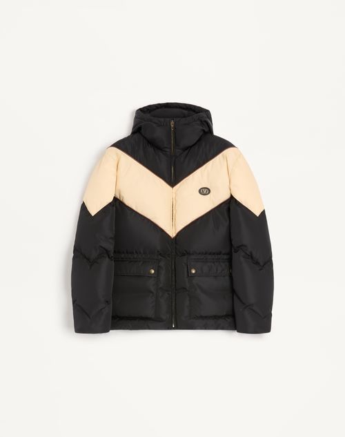 Valentino - Valentino Hooded Down Jacket In Lightweight Nylon With Inlaid V And Vlogo Patch - Black/butter - Man - Outerwear
