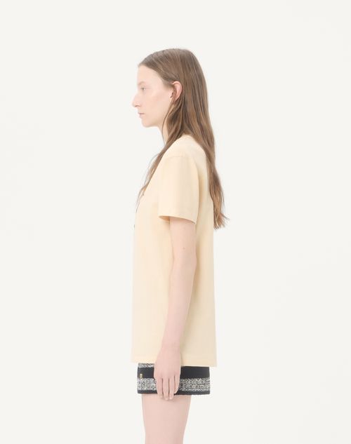 Valentino - Cotton Jersey T-shirt With Panther Lady Print - Birch/black - Woman - T-shirts And Sweatshirts