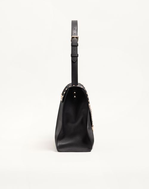Valentino Garavani - Grand Sac Porté Épaule Valentino Garavani Rockstud Maxxing En Cuir De Veau Lisse - Noir - Femme - Cabas
