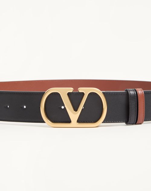 Valentino Garavani - Reversible Vlogo Signature Belt In Glossy Calfskin 40 Mm - Black/deep Caramel - Woman - Belts