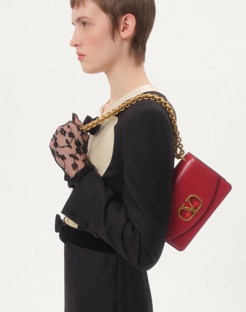 Valentino Garavani - Small Valentino Garavani Vain Shoulder Bag In Shiny Calfskin - Rosso Valentino - Woman - Shoulder Bags