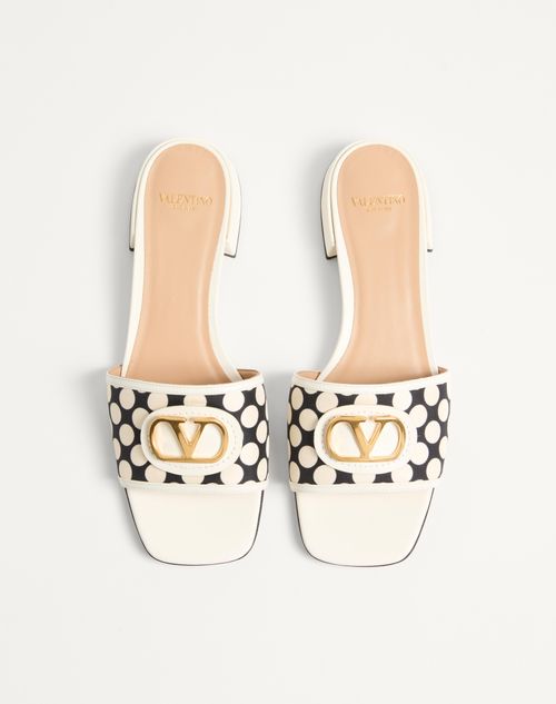 Valentino Garavani - Vlogo Signature Slide Sandal In Plus De Pois Fabric 20mm - Black/ivory - Woman - Slides And Thongs