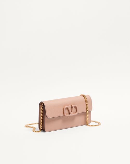 Valentino Garavani - Vlogo Signature Grainy Calfskin Wallet With Chain - Rose Cannelle - Woman - Clutches
