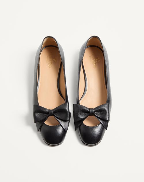 Valentino Garavani - Bowow Kidskin Ballerina - Black - Man - Loafers And Driver