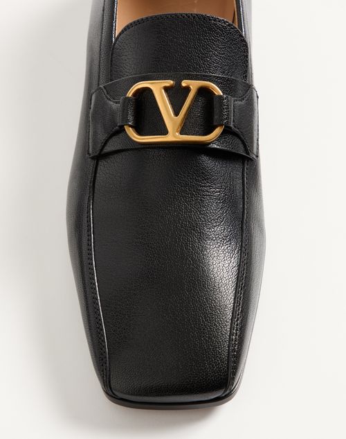 Valentino Garavani - Vlogo Signature Kidskin Loafer - Black - Man - Loafers And Driver