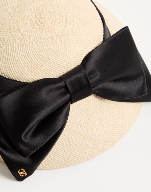 Valentino Garavani - Vlogo Signature Panama Bucket Hat With Satin Bow - Natural/black - Woman - Hats And Gloves