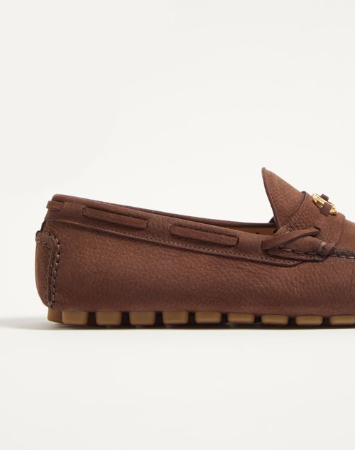 Valentino Garavani - Driver Fastaway Loafer In Deerskin Suede - Bark Brown - Man - Loafers And Driver