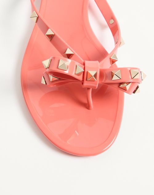 Valentino Garavani - Rockstud Rubber Slipper - Coral - Woman - Slides And Thongs