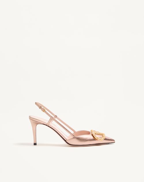 Valentino Garavani - Zapato De Cuero Napa Laminado Con Correa Trasera, Vlogo Signature Y Tacón De 80 mm - Rose Cannelle/cristal - Mujer - Salones